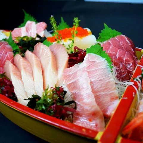 ★新鮮な鮮度がウリ★【特上刺身の舟盛り】も選べる